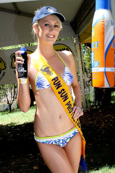 Стройные девушки с гонок F1 (101 фото)