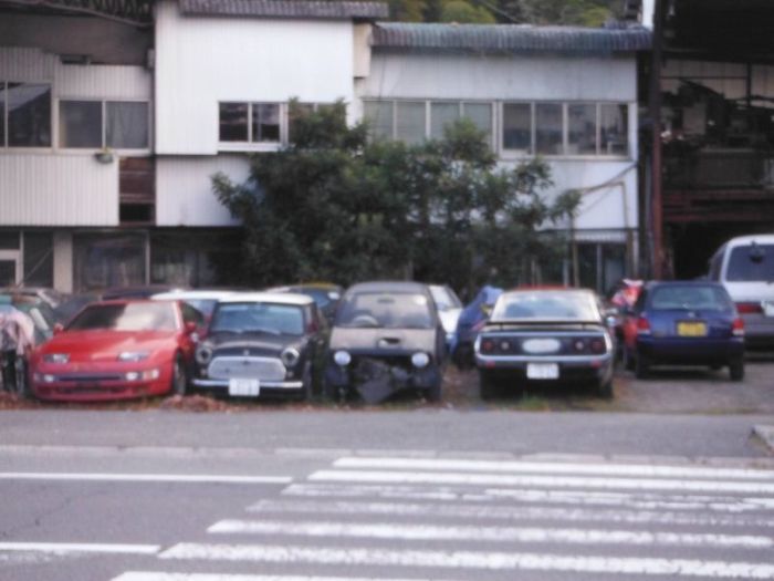 Японское кладбище автомобилей (60 фото)
