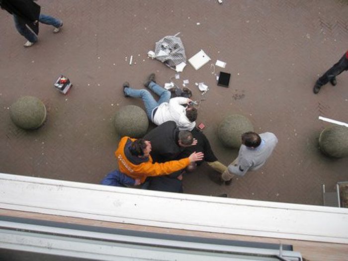 Неудачное ограбление (16 фото)