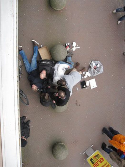 Неудачное ограбление (16 фото)