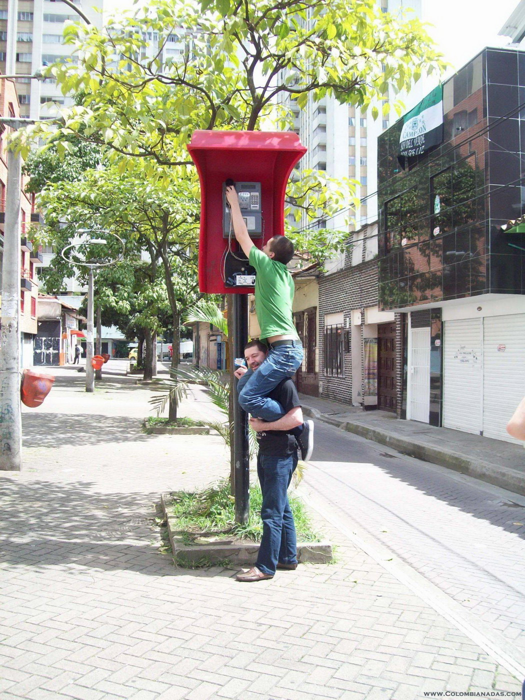 Прикольные и интересные картинки обо всем на свете.