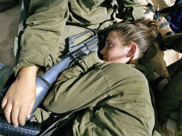 Девушки армии Израиля (70 фото)
