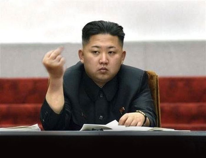 Подборка фотожаб на Ким Чем Ына (20 фото)