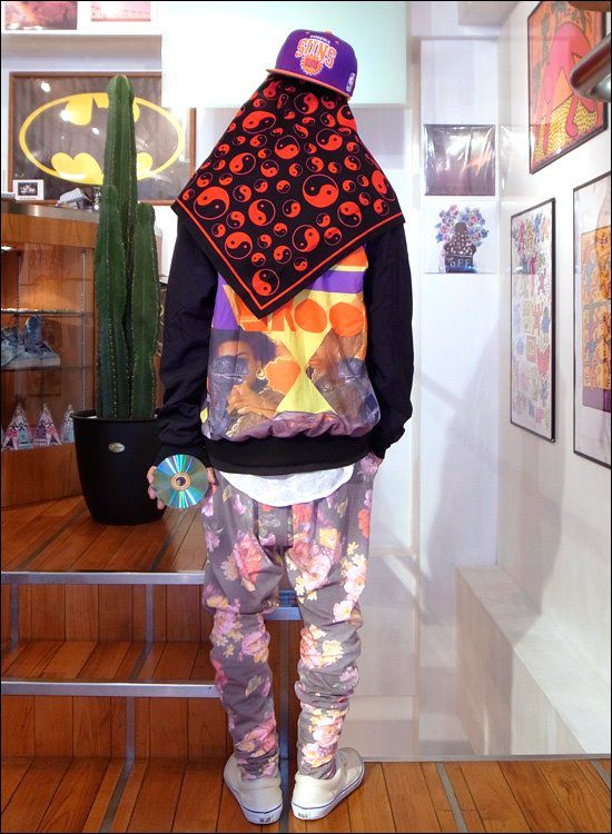 Нелепо одетые модники и модницы ;).