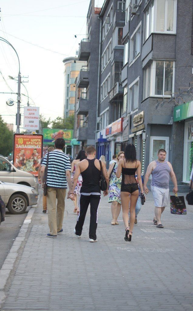 Нелепо одетые модники и модницы ;).