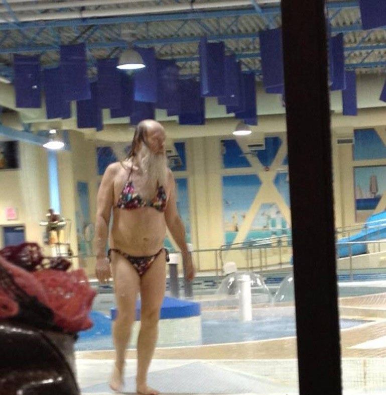 Нелепо одетые модники и модницы ;).