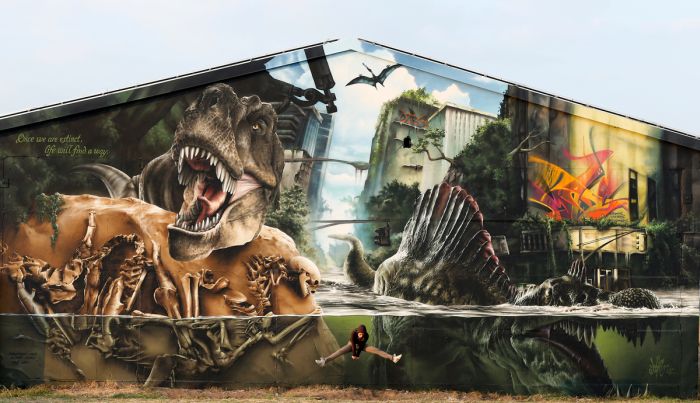 Сногшибательное граффити в стиле "Парк Юрского периода" (24 фото)