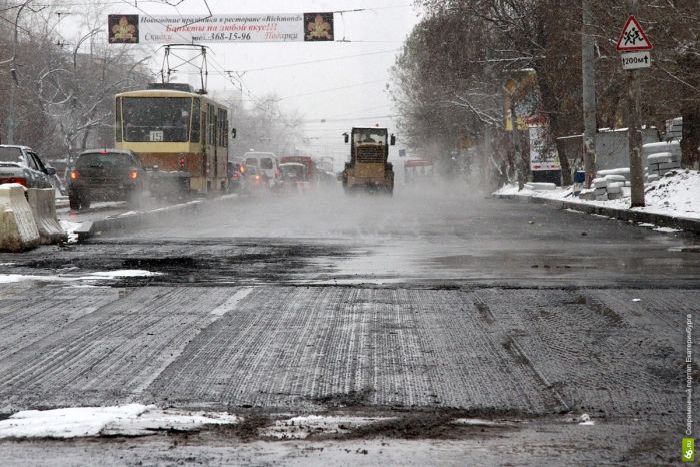 Дорожные службы появляются только с наступлением холодов (94 фото)