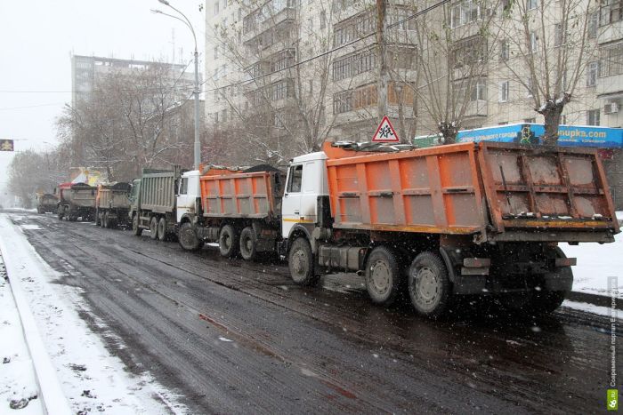 Дорожные службы появляются только с наступлением холодов (94 фото)