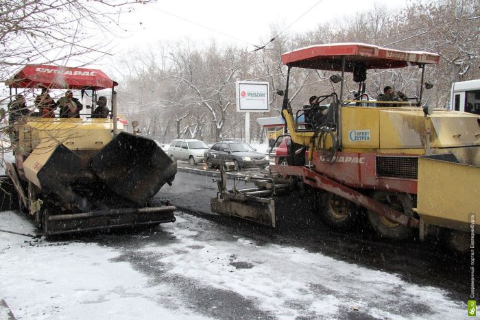 Дорожные службы появляются только с наступлением холодов (94 фото)