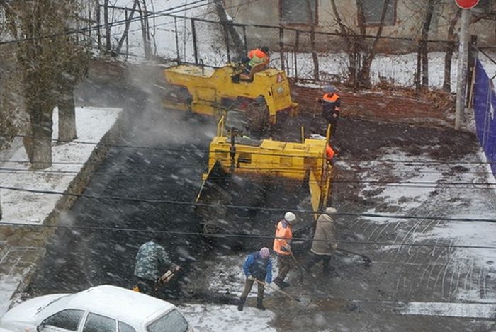 Дорожные службы появляются только с наступлением холодов (94 фото)