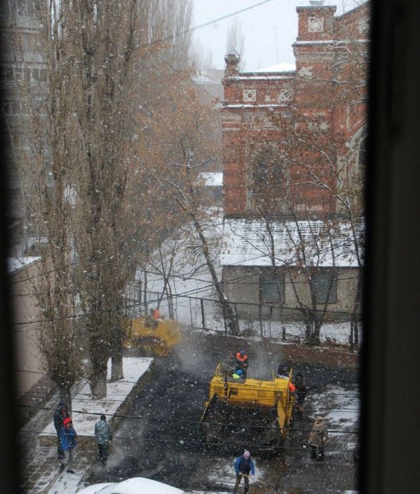 Дорожные службы появляются только с наступлением холодов (94 фото)