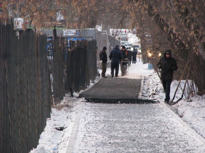 Дорожные службы появляются только с наступлением холодов (94 фото)