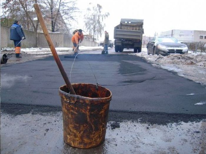 Дорожные службы появляются только с наступлением холодов (94 фото)