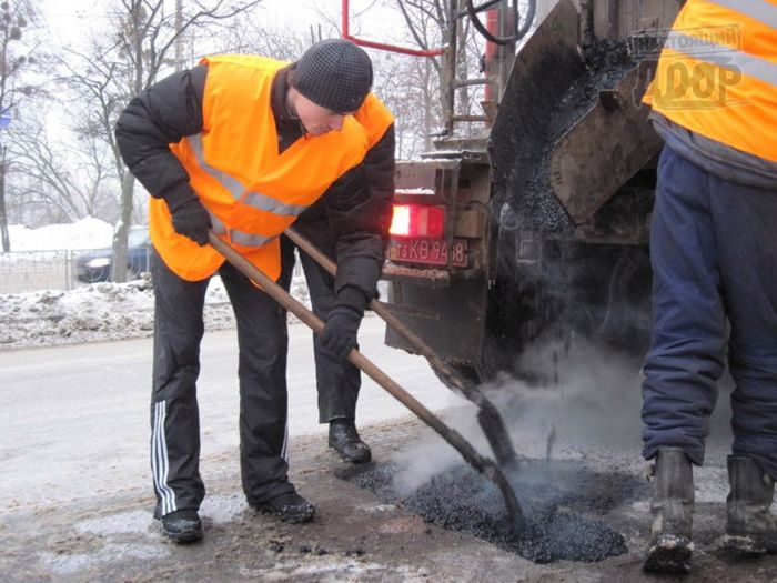 Дорожные службы появляются только с наступлением холодов (94 фото)