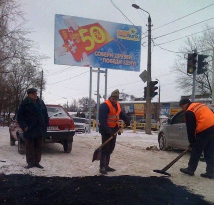 Дорожные службы появляются только с наступлением холодов (94 фото)