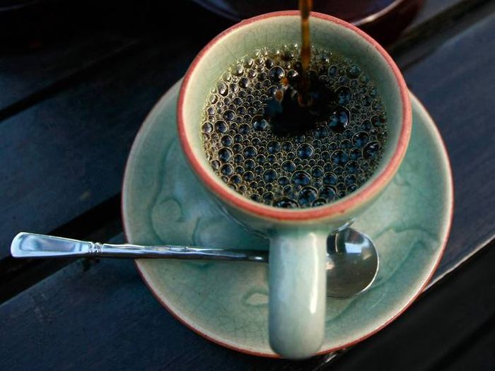 Необычный кофе, который делают из помета слонов (9 фото)