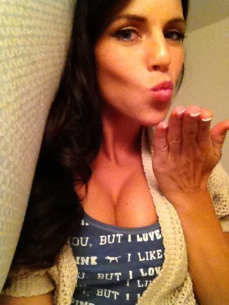 Девушки, которым сложно смотреть в глаза при разговоре (60 фото)