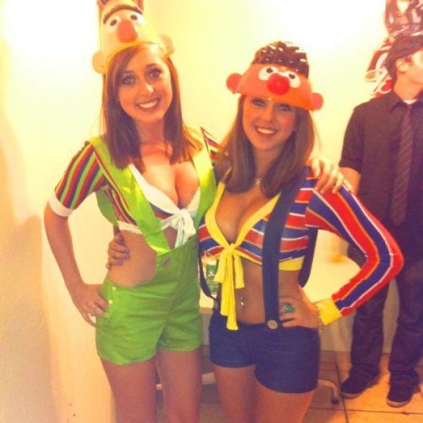 Девушки, которым сложно смотреть в глаза при разговоре (60 фото)